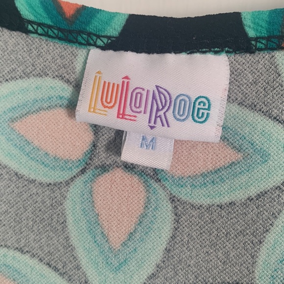 LuLaroe, Medium, fit and flare, very comfortable. Great condition, worn once - Picture 2 of 5